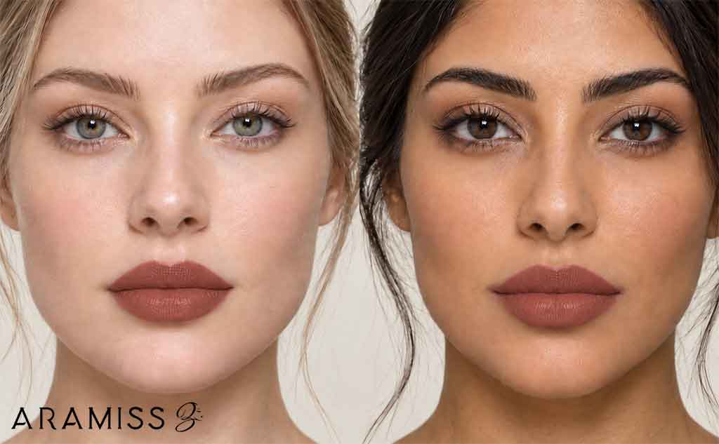 رژ لب گوشتی لورال روی مدل